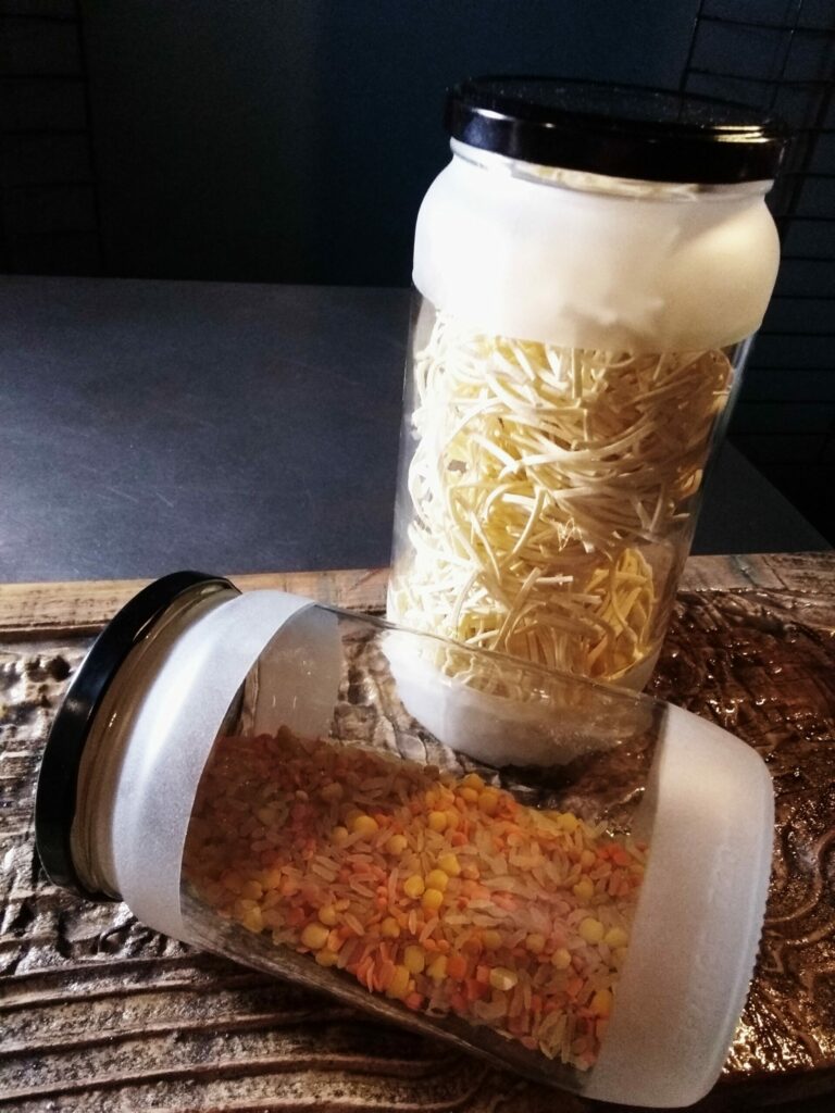 Pot en verre gravé cylindrique 170 cl, idéal pour le kilo de farine ou pâte.