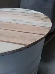 Plateau de table " l' authentique" en bois de palette recyclé.